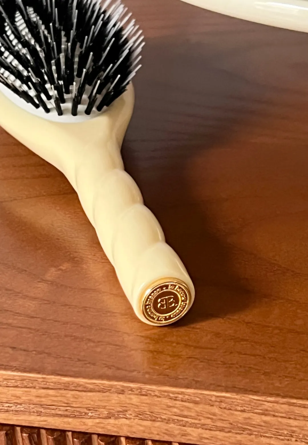 La Bonne Brosse Our Hair Brushes|Our Cair Ritual*N.02 The Care & Detangling Hair Brush THE ESSENTIAL Ivory Cair