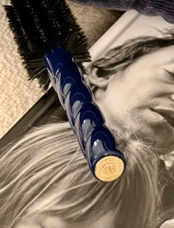 La Bonne Brosse Our Round Styling Hair Brushes*N.05 The Round Hair Brush VOLUME & STYLE Blueberry