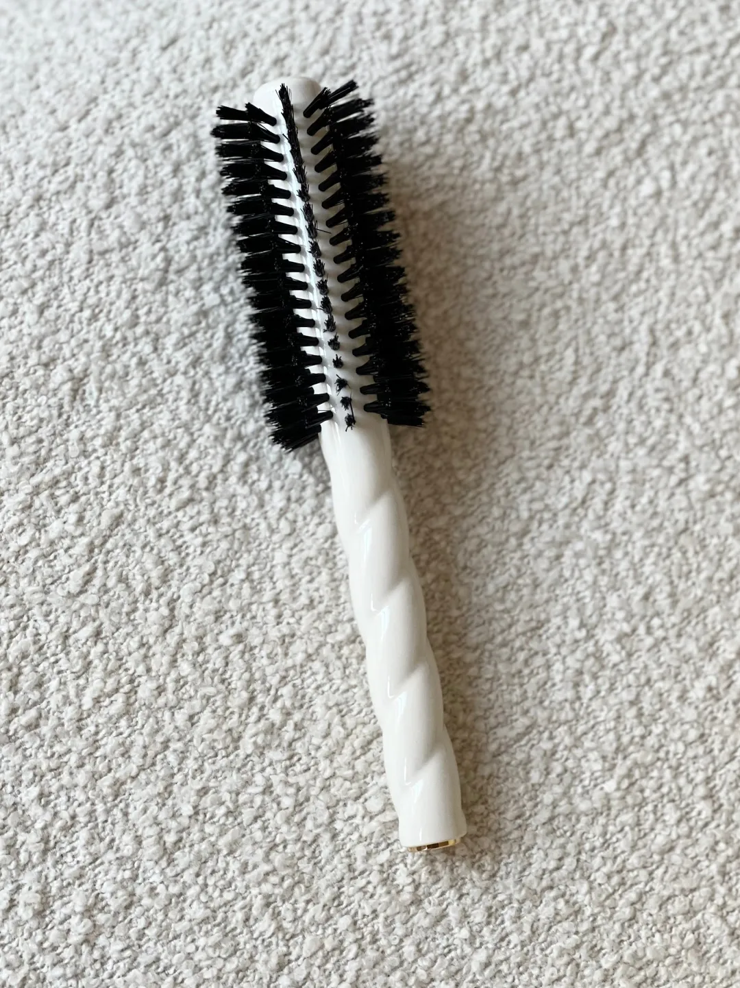 La Bonne Brosse Our Round Styling Hair Brushes*N.05 The Round Hair Brush VOLUME & STYLE Creamy White