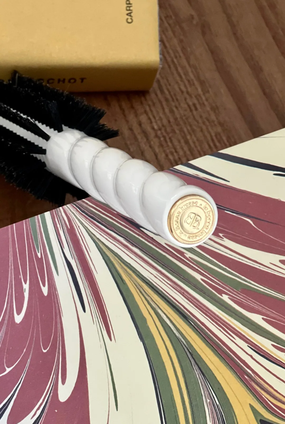 La Bonne Brosse Our Round Styling Hair Brushes*N.05 The Round Hair Brush VOLUME & STYLE Creamy White