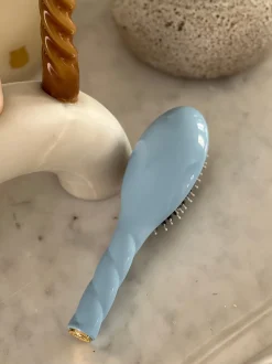 La Bonne Brosse Our Hair Brushes|Our Small Brushes*N.03 The Small Gentle Scalp Care Hair Brush THE ESSENTIAL SOFTNESS Light Blue