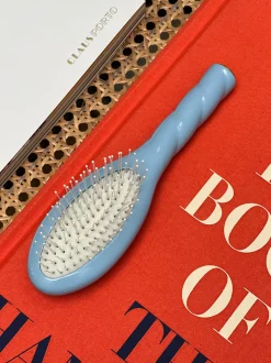 La Bonne Brosse Our Hair Brushes|Our Small Brushes*N.04 The Small Massaging Detangling Hair Brush THE MIRACLE Light Blue