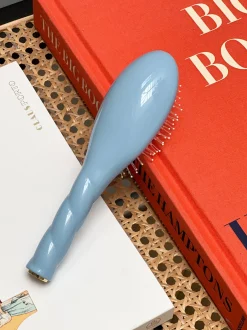 La Bonne Brosse Our Hair Brushes|Our Small Brushes*N.04 The Small Massaging Detangling Hair Brush THE MIRACLE Light Blue