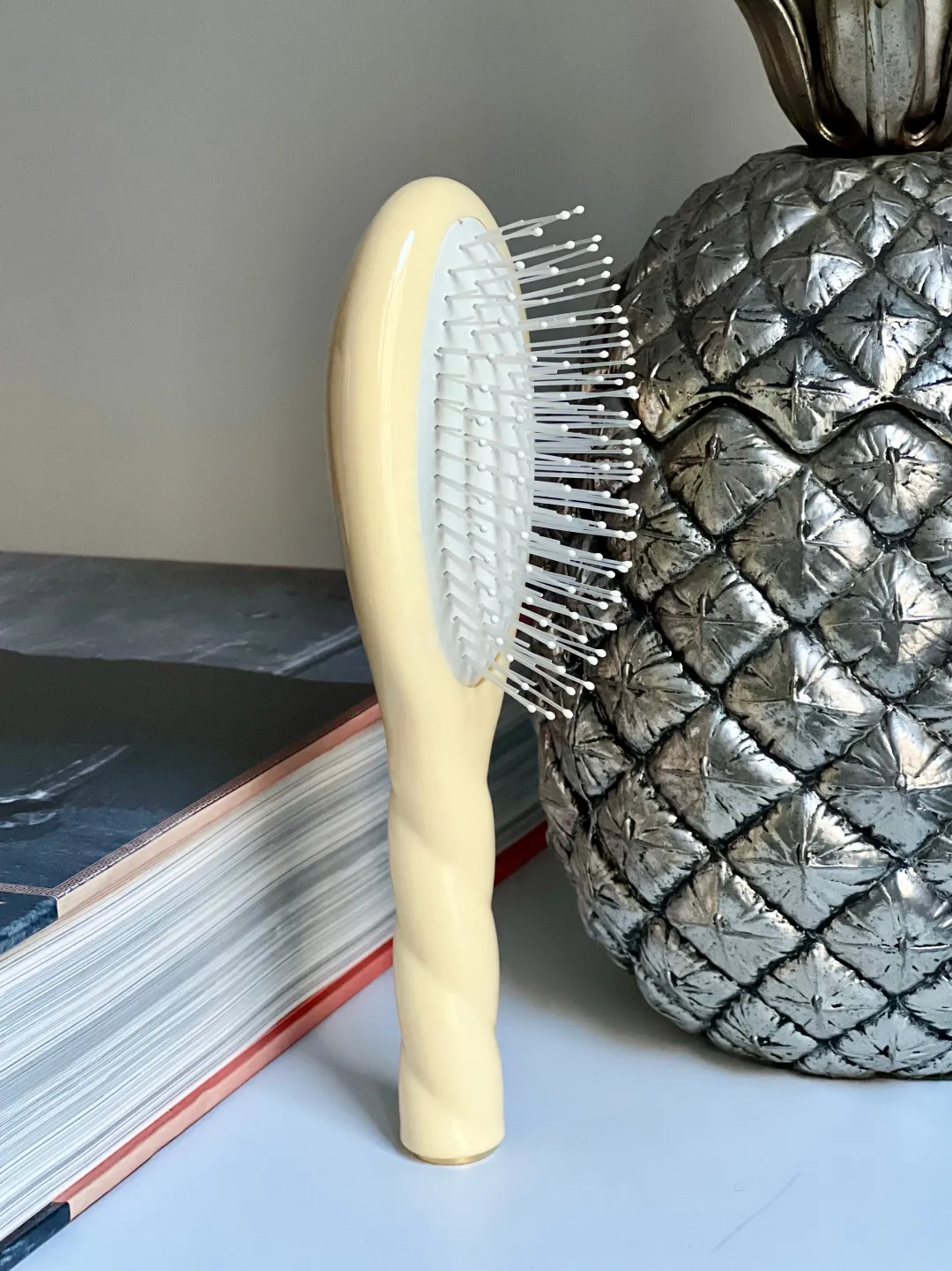La Bonne Brosse Our Hair Brushes|Our Small Brushes*N.04 The Small Massaging Detangling Hair Brush THE MIRACLE Ivory Cair