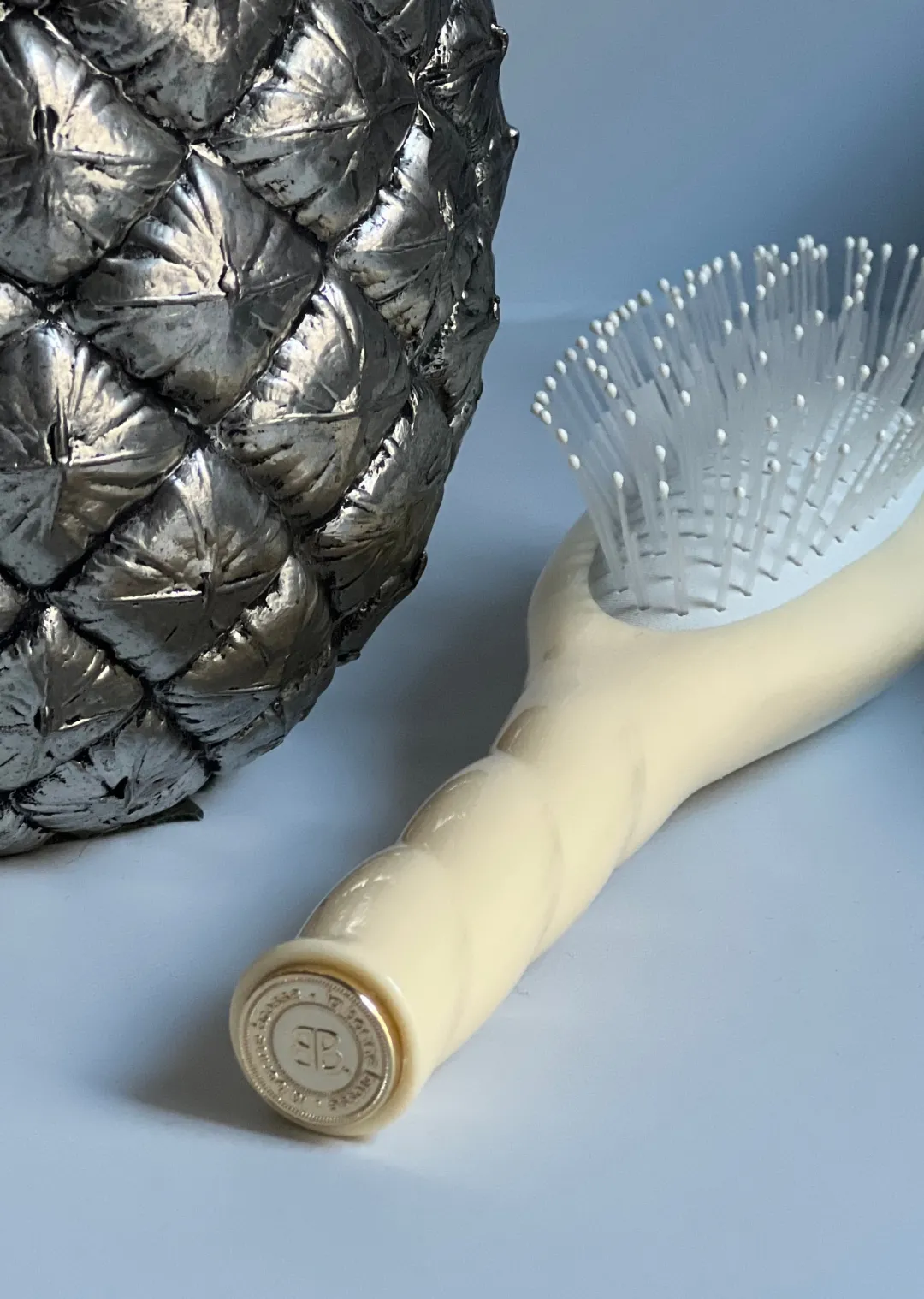 La Bonne Brosse Our Hair Brushes|Our Small Brushes*N.04 The Small Massaging Detangling Hair Brush THE MIRACLE Ivory Cair