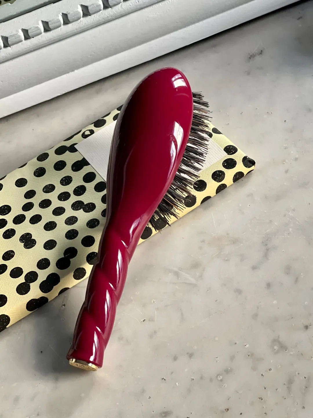 La Bonne Brosse Our Hair Brushes|Our Small Brushes*N.01 The Small Shine & Care Hair Brush THE UNIVERSAL Cherry Red