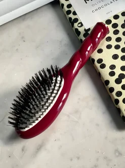 La Bonne Brosse Our Hair Brushes|Our Small Brushes*N.01 The Small Shine & Care Hair Brush THE UNIVERSAL Cherry Red