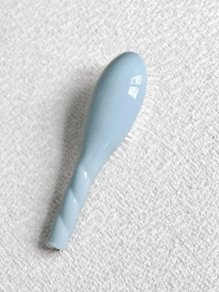 La Bonne Brosse Our Hair Brushes|Our Small Brushes*N.07 The Small Stimulating & Detangling Hair Brush THE INTENSE Light Blue