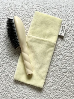 La Bonne Brosse Our Pouches|Our Cair Ritual*‘Small Hair Brush’ Pouch Ivory Cair
